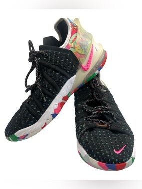 Nike LeBron 18 GS Multicolor CW2760-002 Black Knit Size 6.5Y Basketball